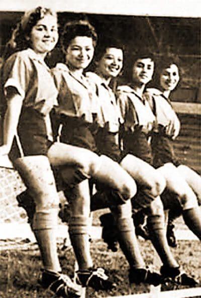 Costa-Rica-women-soccer-players-1960-Howler-Magazine