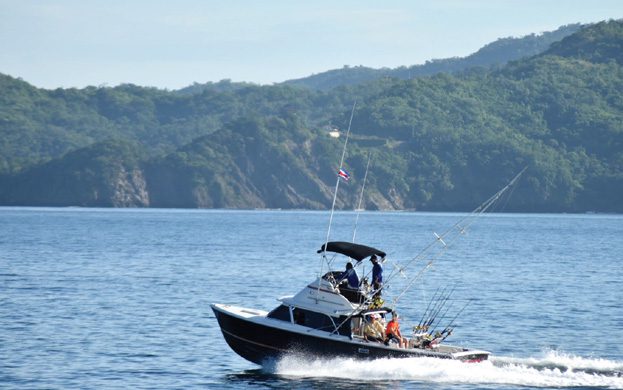 Costa-Rica-vacaciones-de-pesca-en-alta-mar