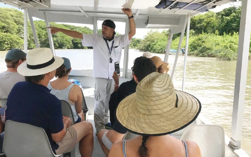 Palo-verde-boat-tours-tour-guía de costa rica