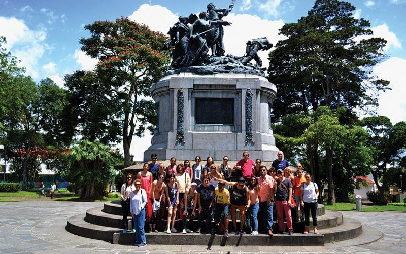 Promenade dans la ville de Carpe Chepe