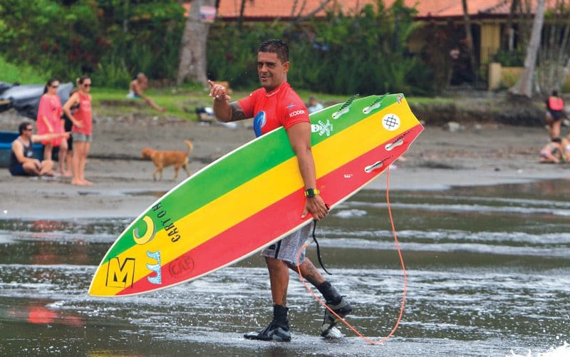 surfing-nation-magazine-john-barrantes-foto-lois-solano