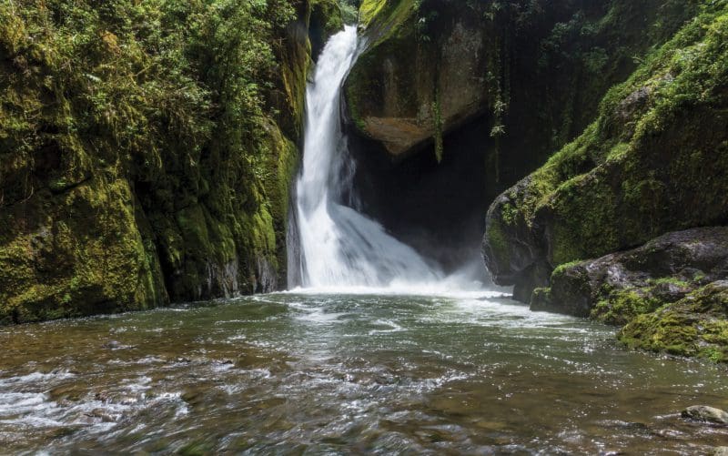 Savegre-Wasserfall-Costa Rica