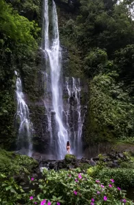 Karoll Orozco Calvo (über 10 km IG) Wasserfall: Paraíso Manantiales in Bajos del Toro Fotograf: Alejandro Esquivel